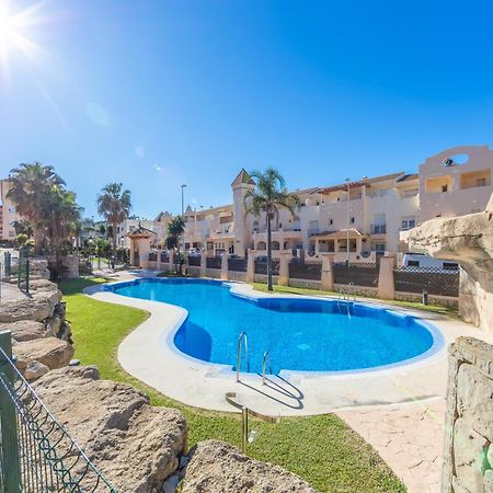 Surf Apartment - Wifi - Parking - Swimming Pool - Patio - Garden Ταρίφα Εξωτερικό φωτογραφία