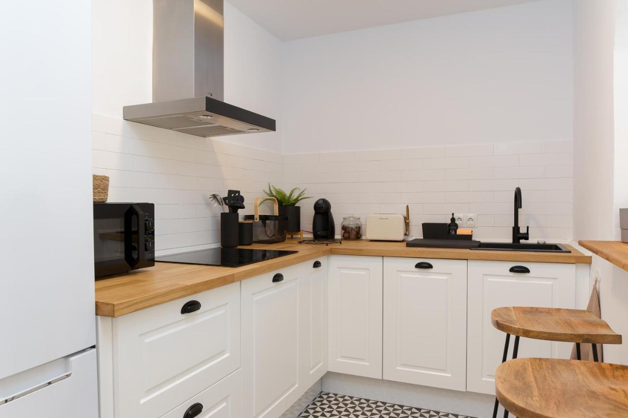 Surf Apartment - Wifi - Parking - Swimming Pool - Patio - Garden Ταρίφα Εξωτερικό φωτογραφία