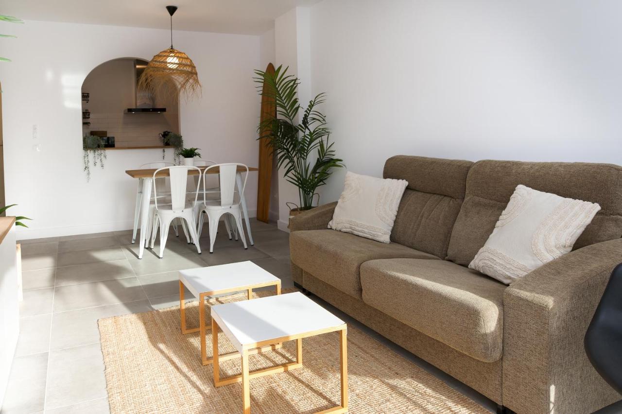 Surf Apartment - Wifi - Parking - Swimming Pool - Patio - Garden Ταρίφα Εξωτερικό φωτογραφία