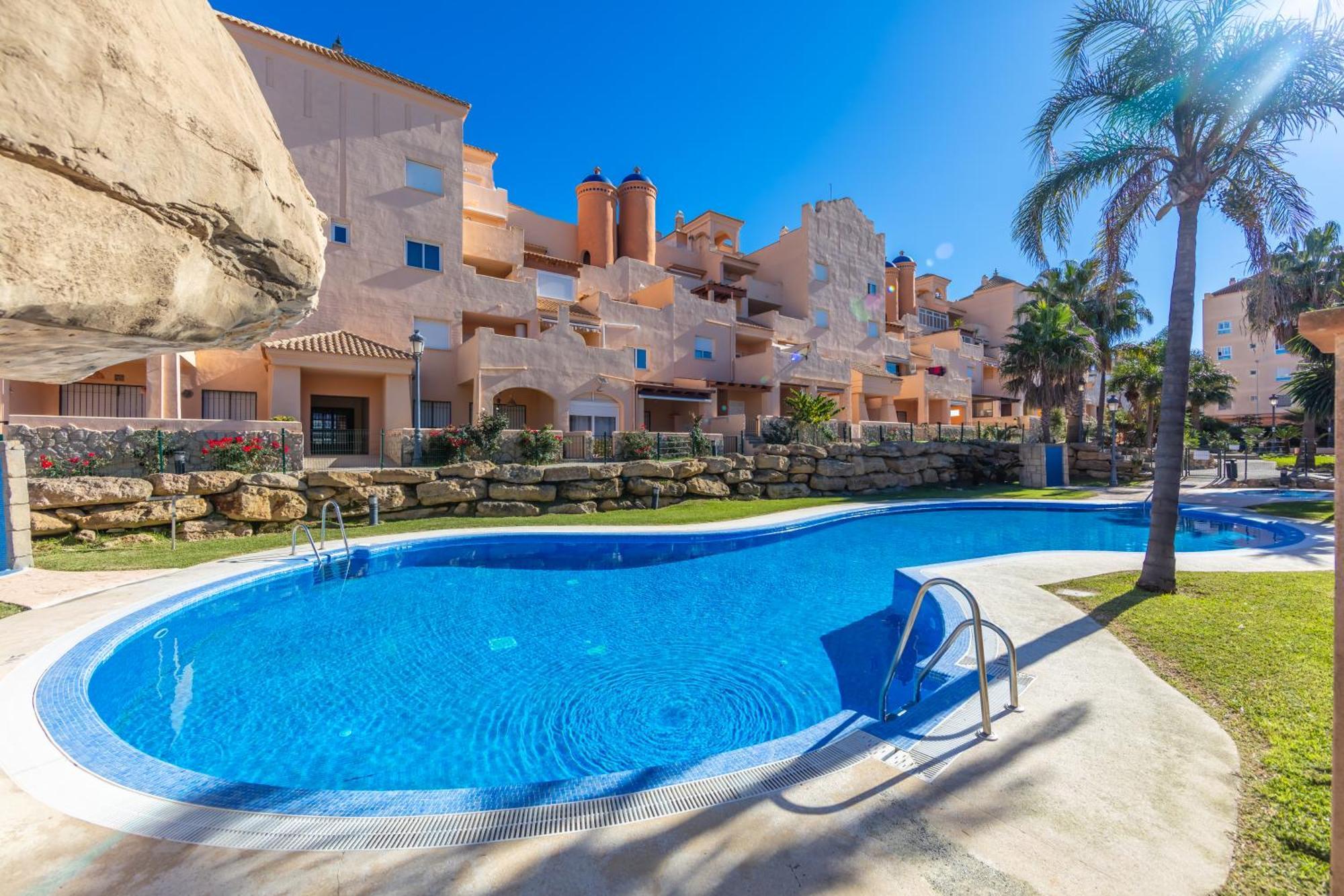 Surf Apartment - Wifi - Parking - Swimming Pool - Patio - Garden Ταρίφα Εξωτερικό φωτογραφία