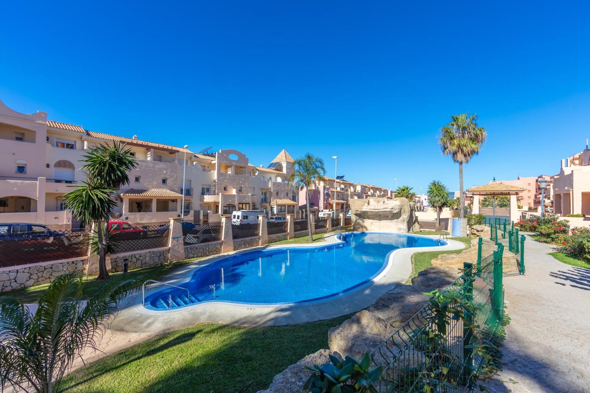 Surf Apartment - Wifi - Parking - Swimming Pool - Patio - Garden Ταρίφα Εξωτερικό φωτογραφία