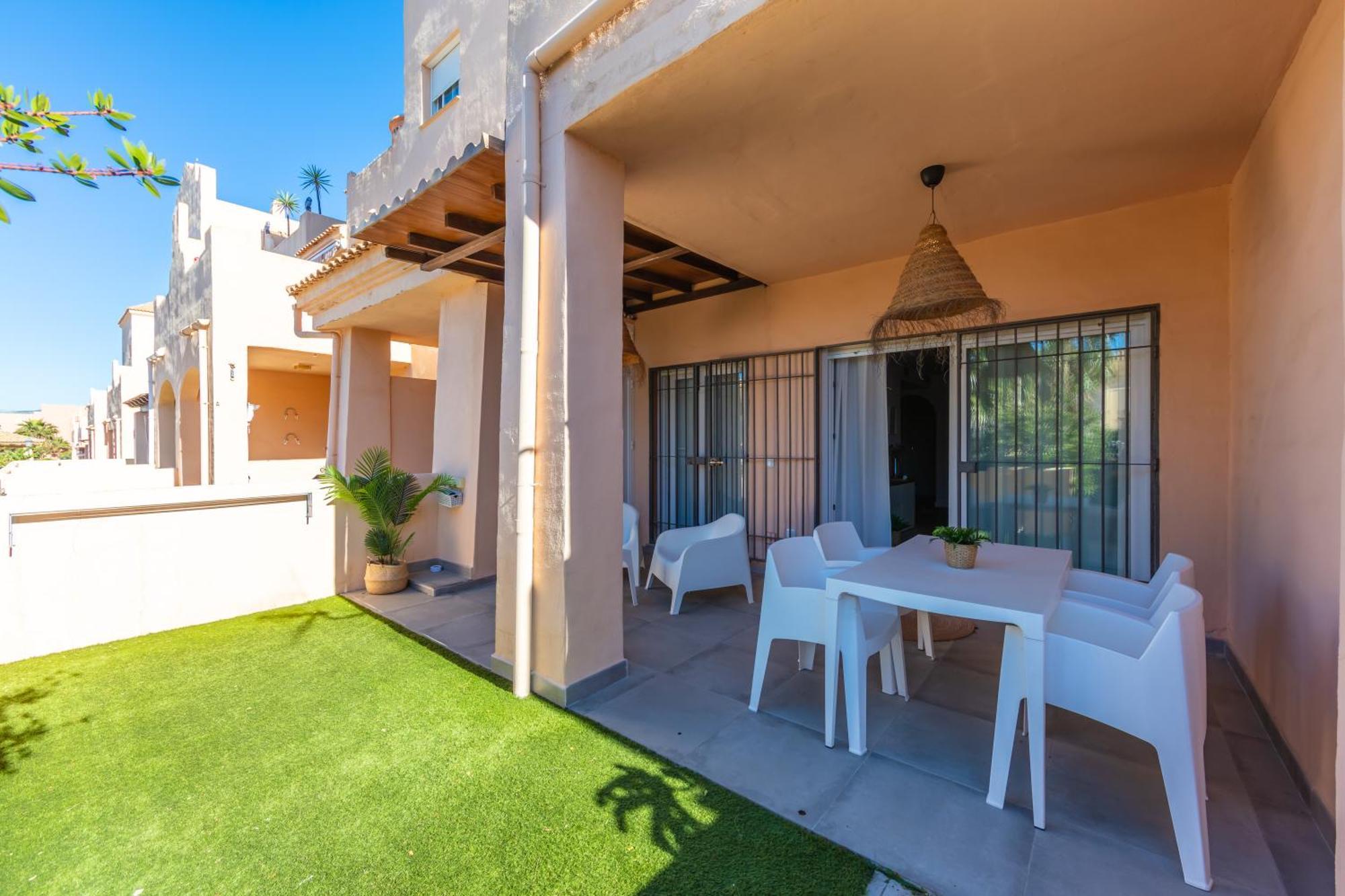 Surf Apartment - Wifi - Parking - Swimming Pool - Patio - Garden Ταρίφα Εξωτερικό φωτογραφία